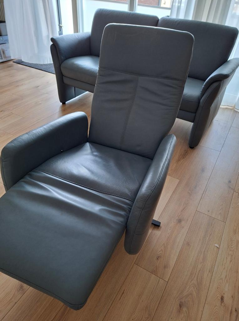 gratis Leren relax fauteuil met tweezitsbank Meubelzorg, Ophalen, Gebruikt, Minder dan 75 cm, Leer