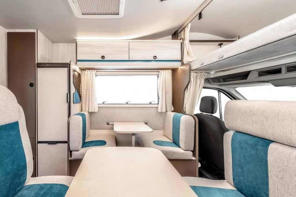 Foto 2 van Ruime camper uit 2025
