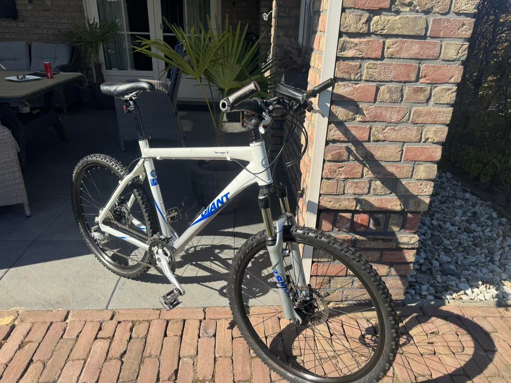 Giant terrago 3 mountainbike 53 cm  27 versnellingen, Fietsen en Brommers, Fietsen | Mountainbikes en ATB, 53 tot 57 cm, Ophalen