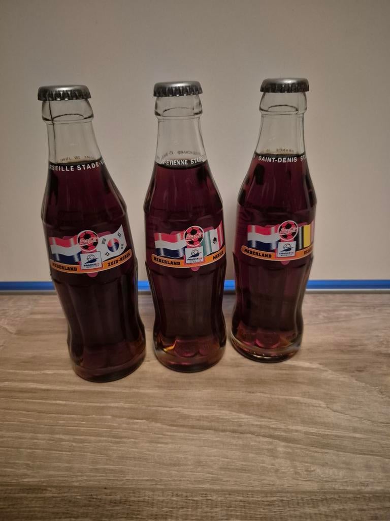 Vintage Coca-Cola flesjes WK 1998 Frankrijk, Ophalen of Verzenden, Zo goed als nieuw, Verpakking
