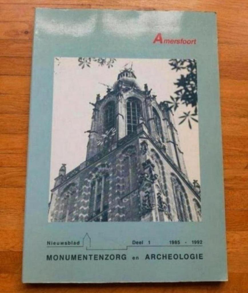 Amersfoort
Nieuwsblad deel 1 1985 - 1992
Monumentenzorg, Boeken, Ophalen of Verzenden, Zo goed als nieuw