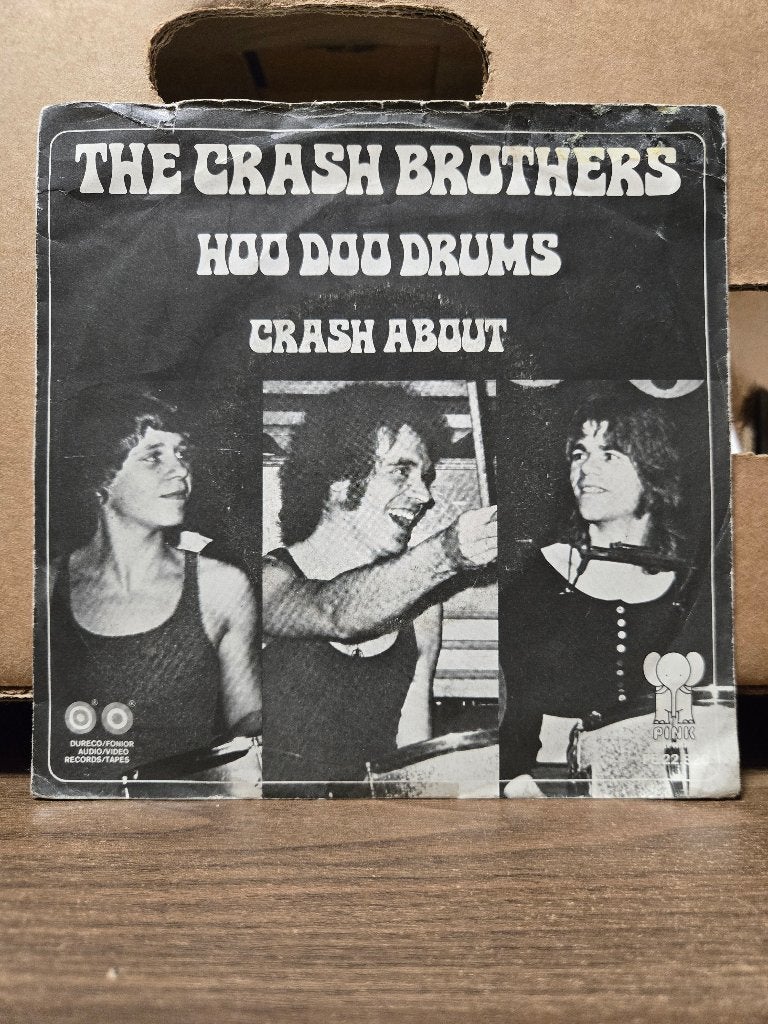 The Crash brothers - Hoo doo drums, 7 inch, Ophalen of Verzenden, Zo goed als nieuw, Fotohoes