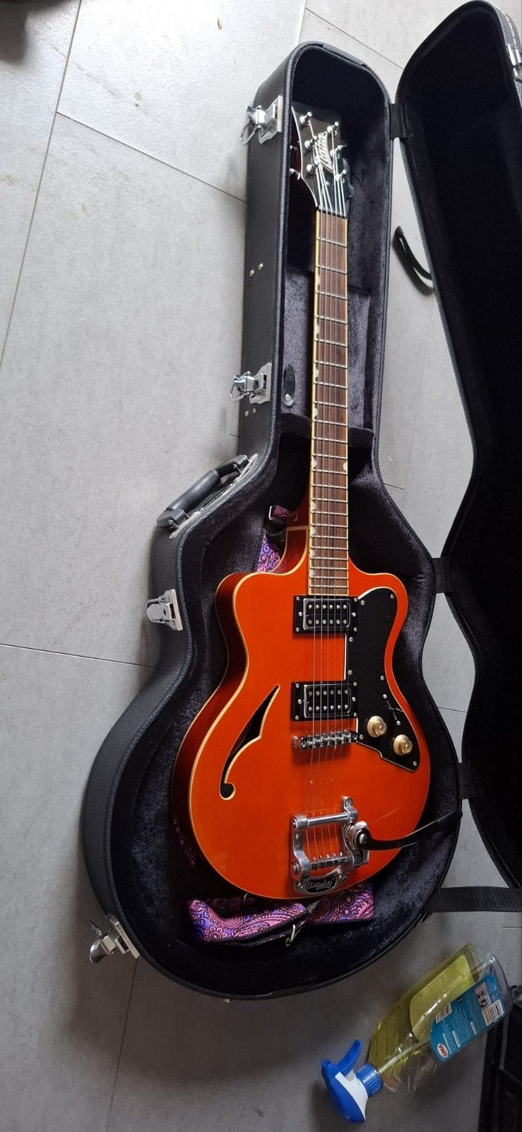 Italia Maranello Classic Semi-Hollow Body Gitaar, Ophalen