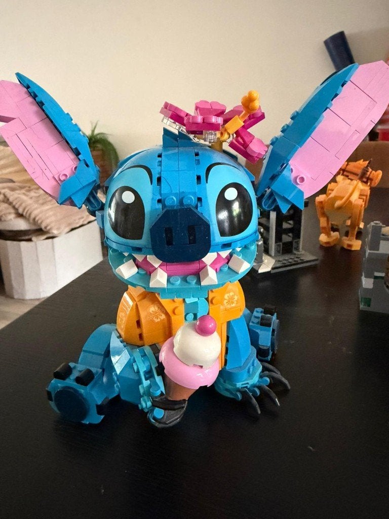 LEGO Disney 43249 Stitch Compleet – 1x opgebouwd, Lego, Compleet, Ophalen of Verzenden, Zo goed als nieuw