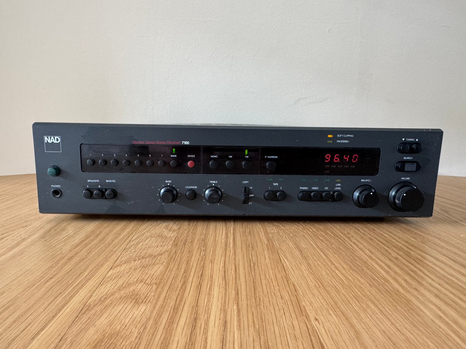 NAD Monitor Series 7100 receiver; refurbished;, Overige merken, Refurbished, Ophalen of Verzenden, 120 watt of meer