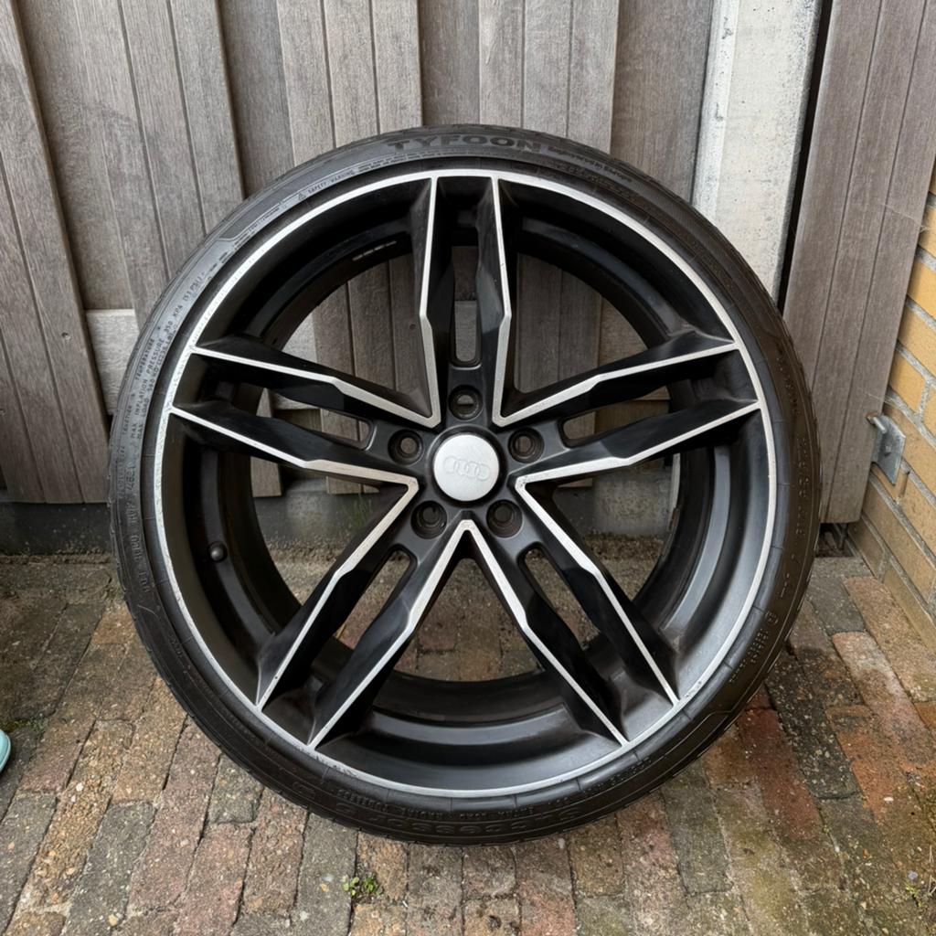 19 Inch RS6 Look Zomerset 5x112, Auto-onderdelen, 19 inch, Gebruikt, Banden en Velgen, Ophalen of Verzenden
