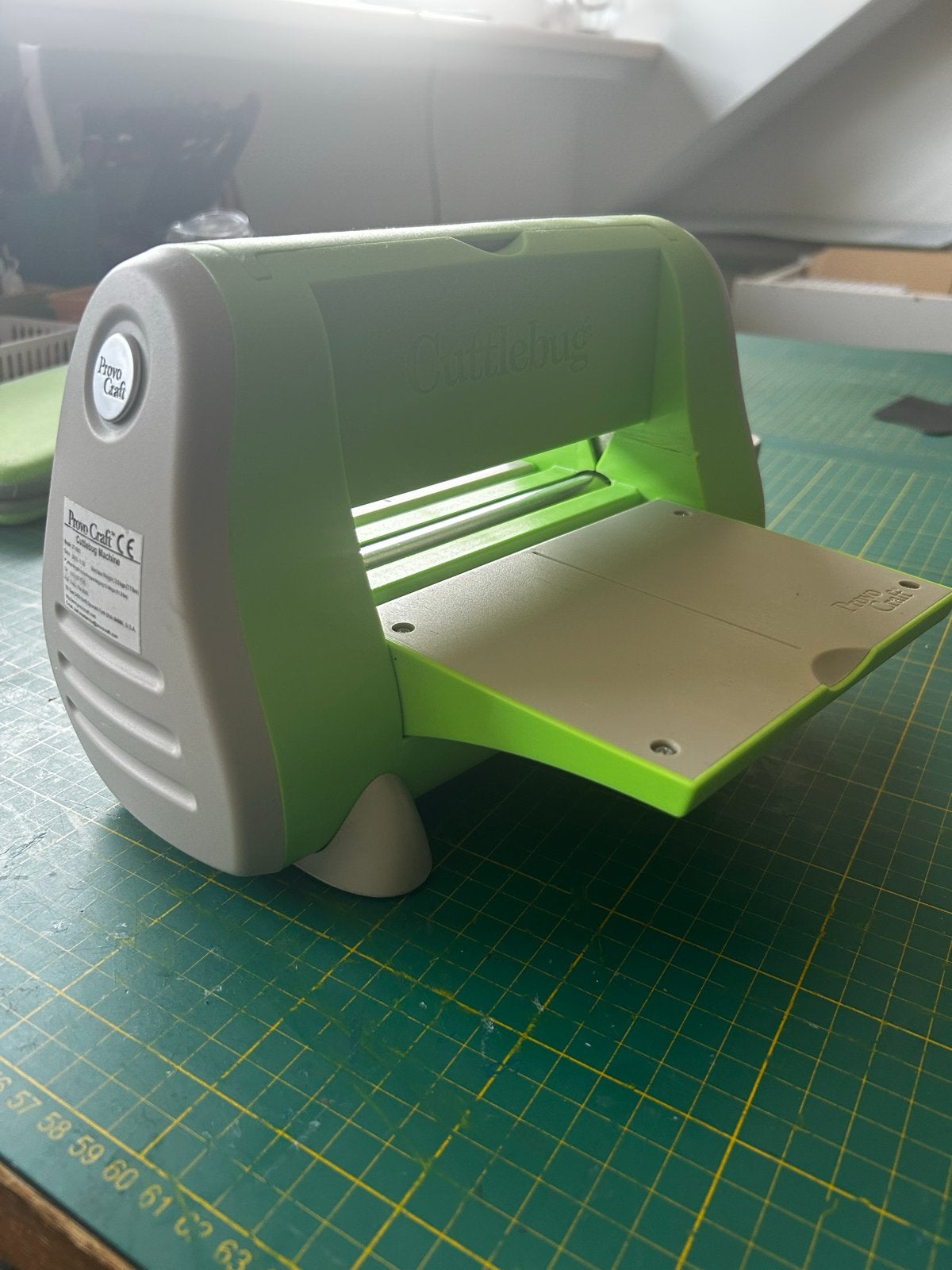 Cuttlebug Provo Craft Stans- en Embossingmachine, Gebruikt, Ophalen of Verzenden, Kunststof, Machine