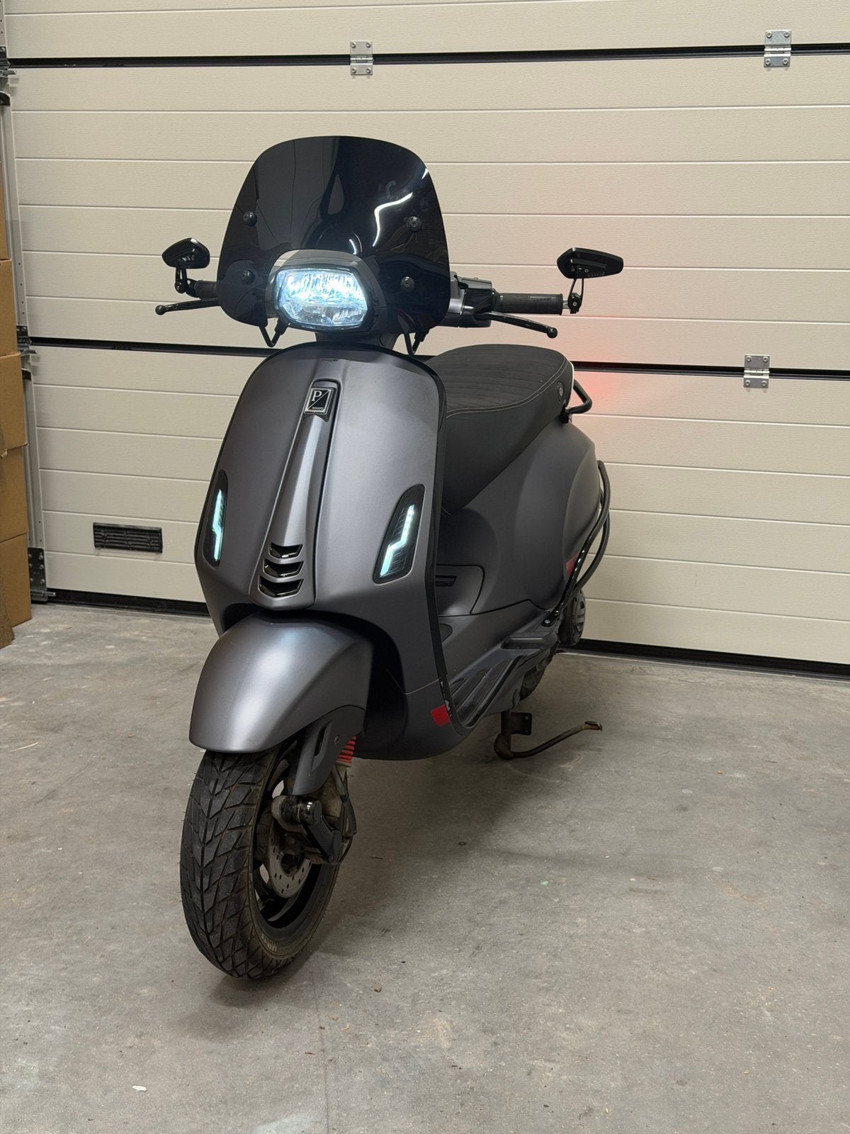 Vespa Sprint 2019 |Lvl 10|Brom|E4| 12111KM, Ophalen, Zo goed als nieuw