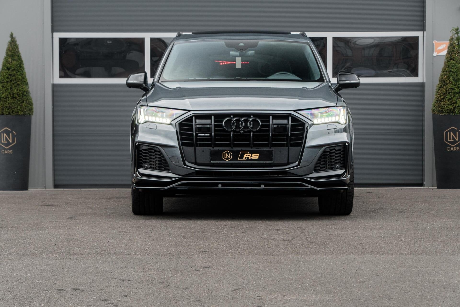 Audi Q7 60 TFSI e quattro Competition |Pano|Sfeerverlichting, Auto's, Audi, Automaat, Gebruikt, 2995 cc, Met garantie (alle)
