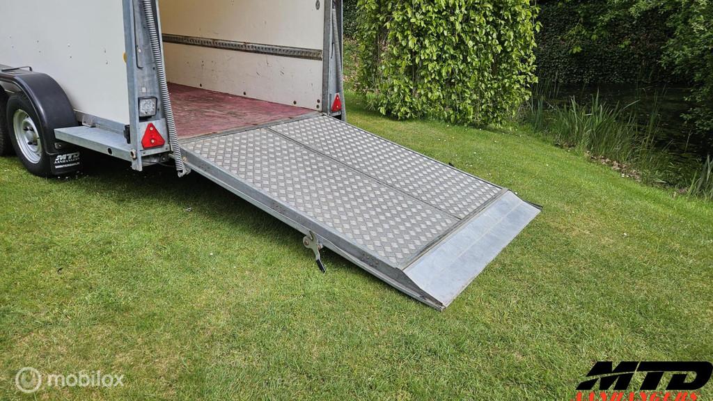 Ifor williams gesloten aanhanger met klep deuren én zijdeur, Auto diversen, Aanhangers en Bagagewagens, Gebruikt