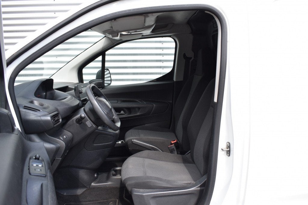 Peugeot PARTNER 1.5 BLUEHDI 2PERS. / PDC / BLUETOOTH, Voorwielaandrijving, 1295 kg, Wit, Origineel Nederlands
