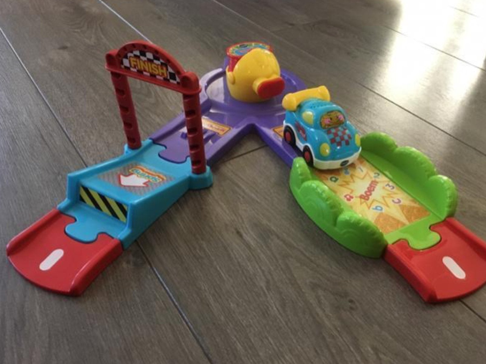 Vtech Toet Toet Auto lanceerbaan deluxe, Kinderen en Baby's, Speelgoed | Vtech, Ophalen of Verzenden, Zo goed als nieuw, 2 tot 4 jaar