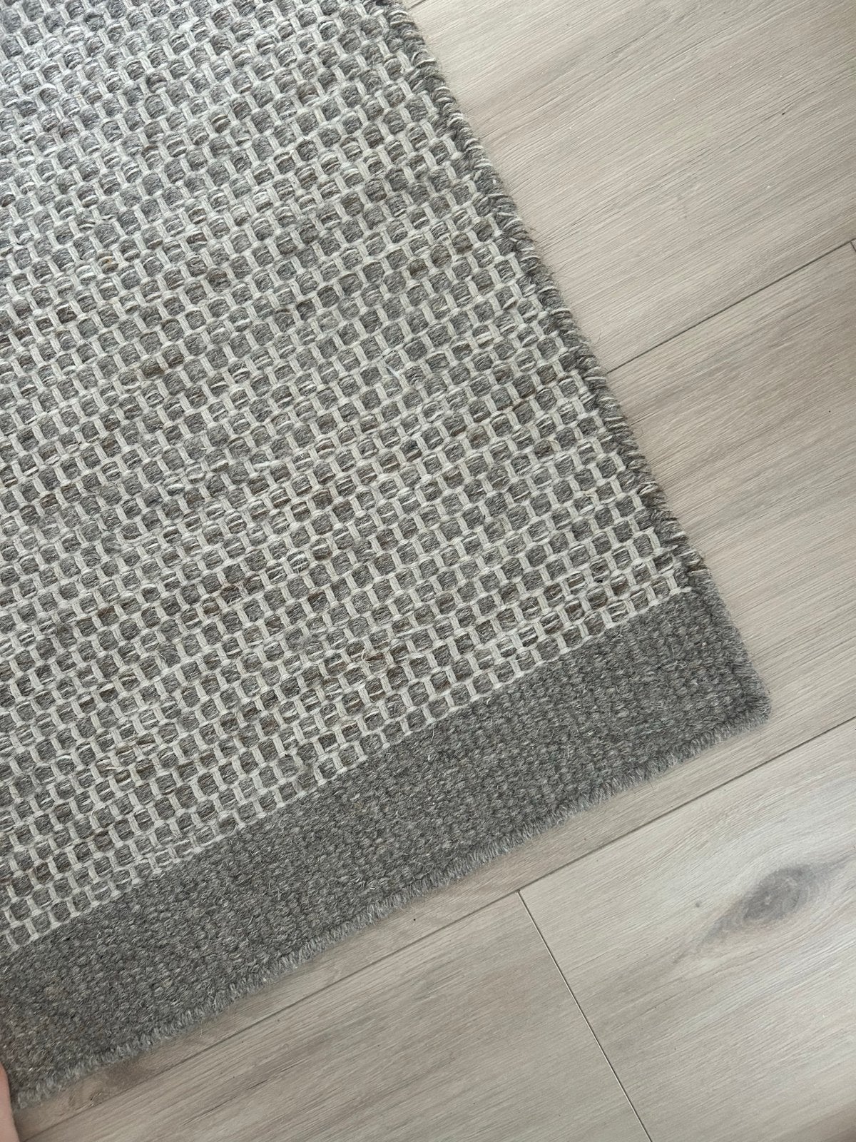 Benuta Vloerkleed Rocco taupe 200x300 cm - Zeer Goede Staat, Ophalen, Zo goed als nieuw, 200 cm of meer, Grijs