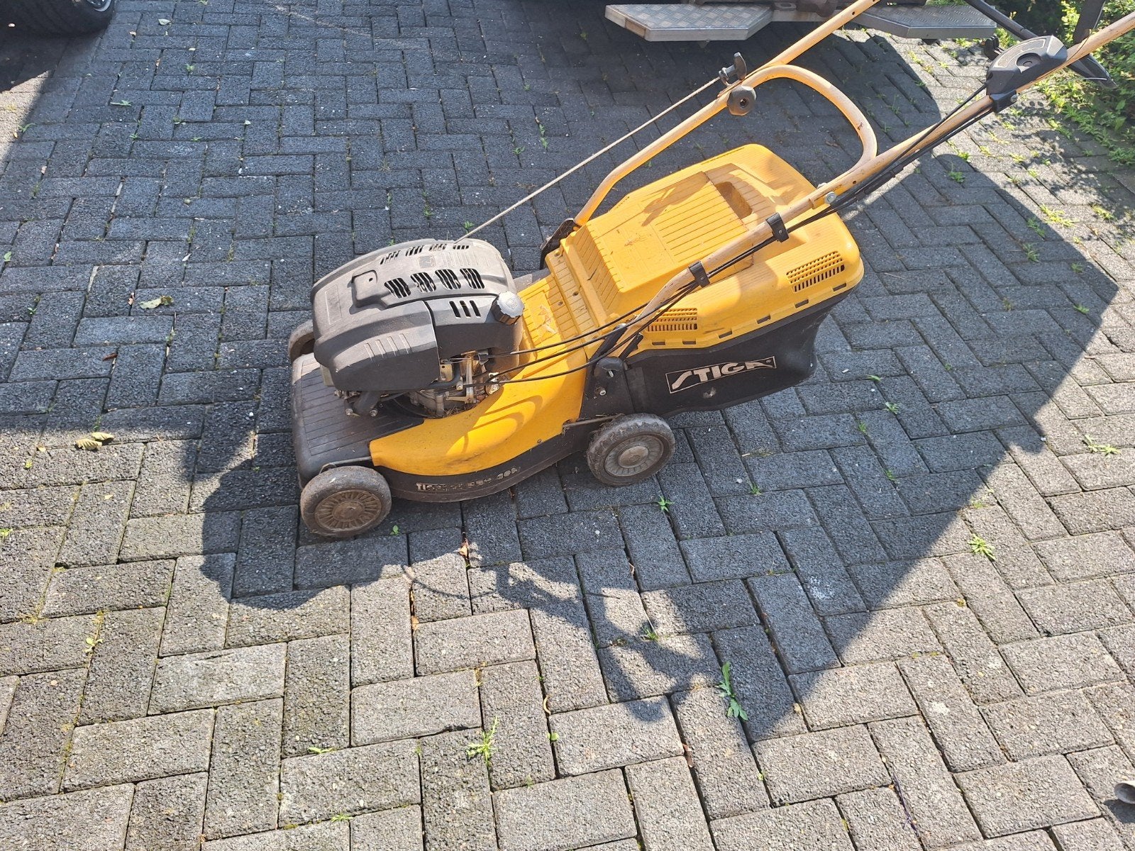 Stiga Benzine Grasmaaier 48cm met Mulchfunctie, Ophalen of Verzenden