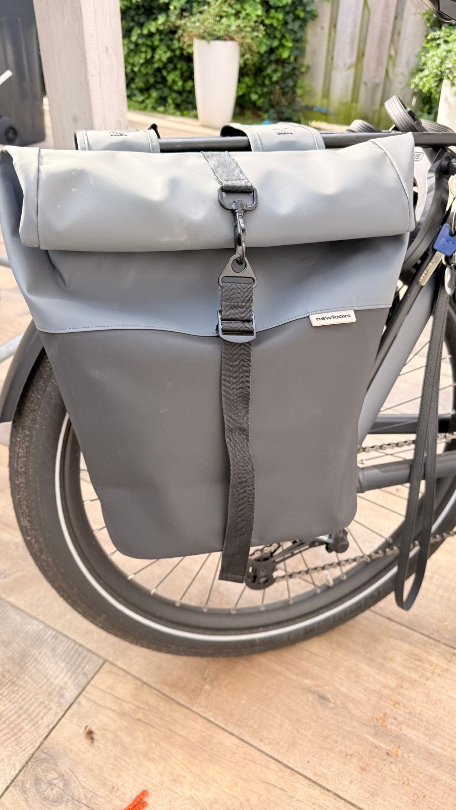 Zwart/grijze New Looxs Nyborg Double fietstassen, Ophalen of Verzenden, Zo goed als nieuw