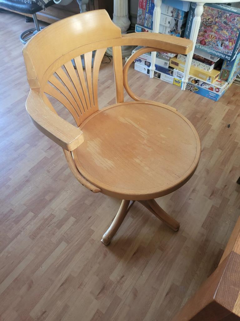 Houten bureaustoel / draaistoel, Ophalen