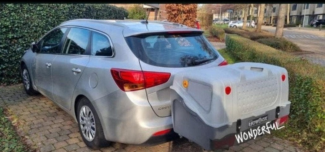 Trekhaakkoffer te huur 7,50 p/dag, Auto diversen, Dakkoffers, Ophalen