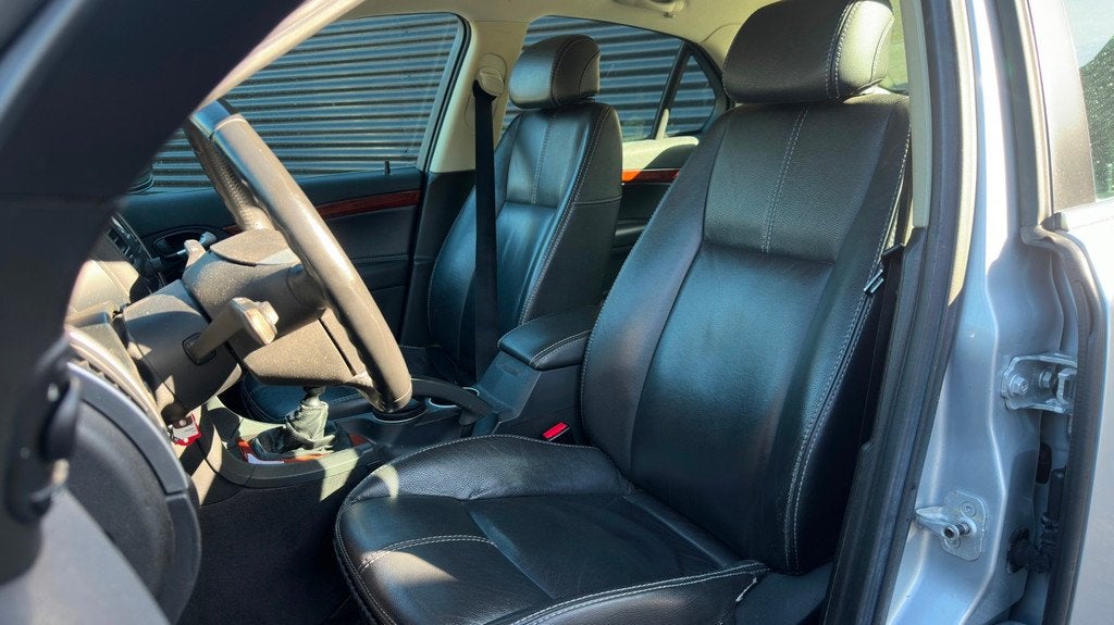 Cadillac BLS 2.0T Elegance | nieuwe APK | Trekhaak | Xenon |, Auto's, Cadillac, 1998 cc, Gebruikt, Zwart, 4 cilinders