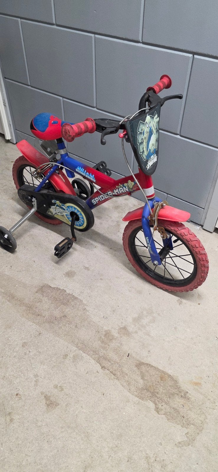 Spider-Man Kinderfiets met zijwieltjes, Gebruikt, Velgrem, Ophalen of Verzenden, Minder dan 16 inch
