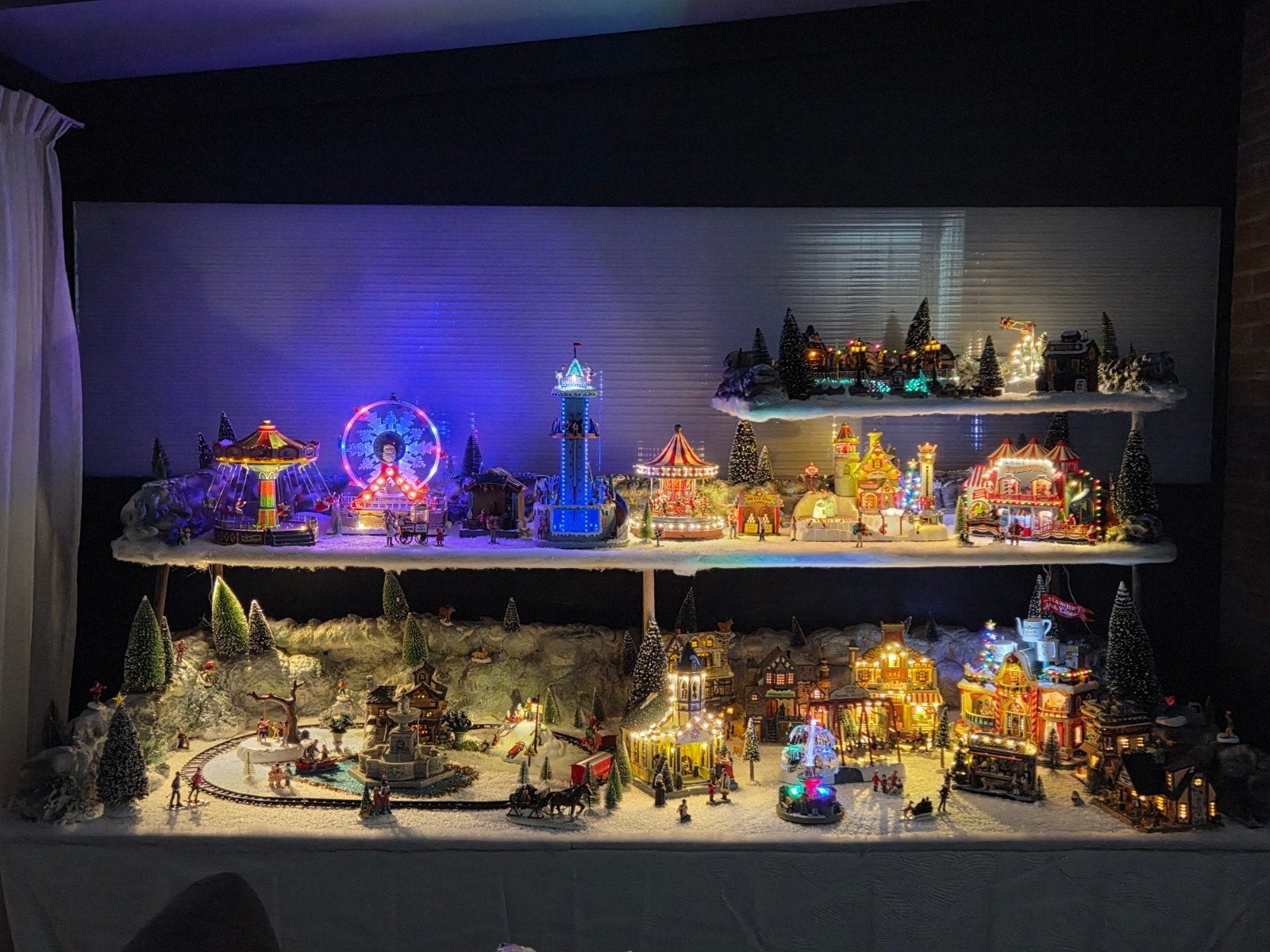 complete kerstdorp! meerendeels Lemax., Ophalen, Zo goed als nieuw