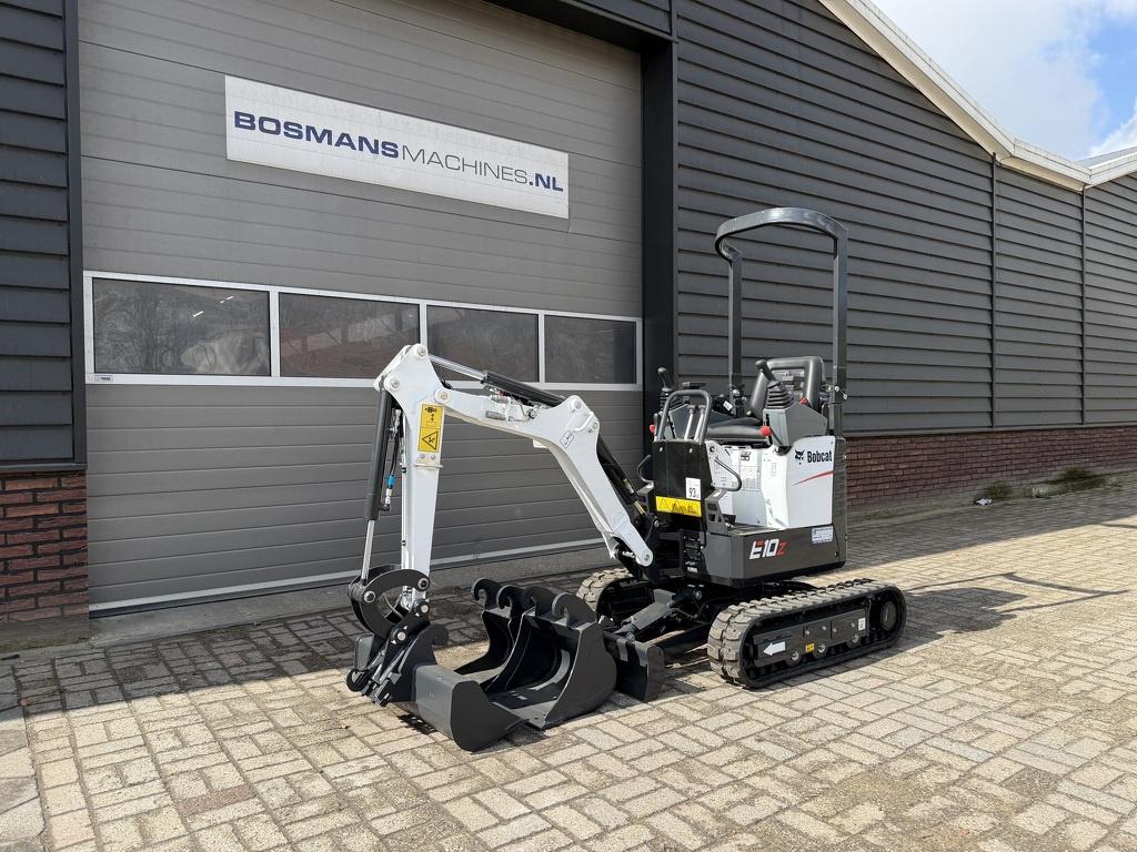 Bobcat E10 z minigraver NIEUW SLOOP / SORTEER functie hydrau, Zakelijke goederen, Machines en Bouw | Kranen en Graafmachines, Doosan Bob