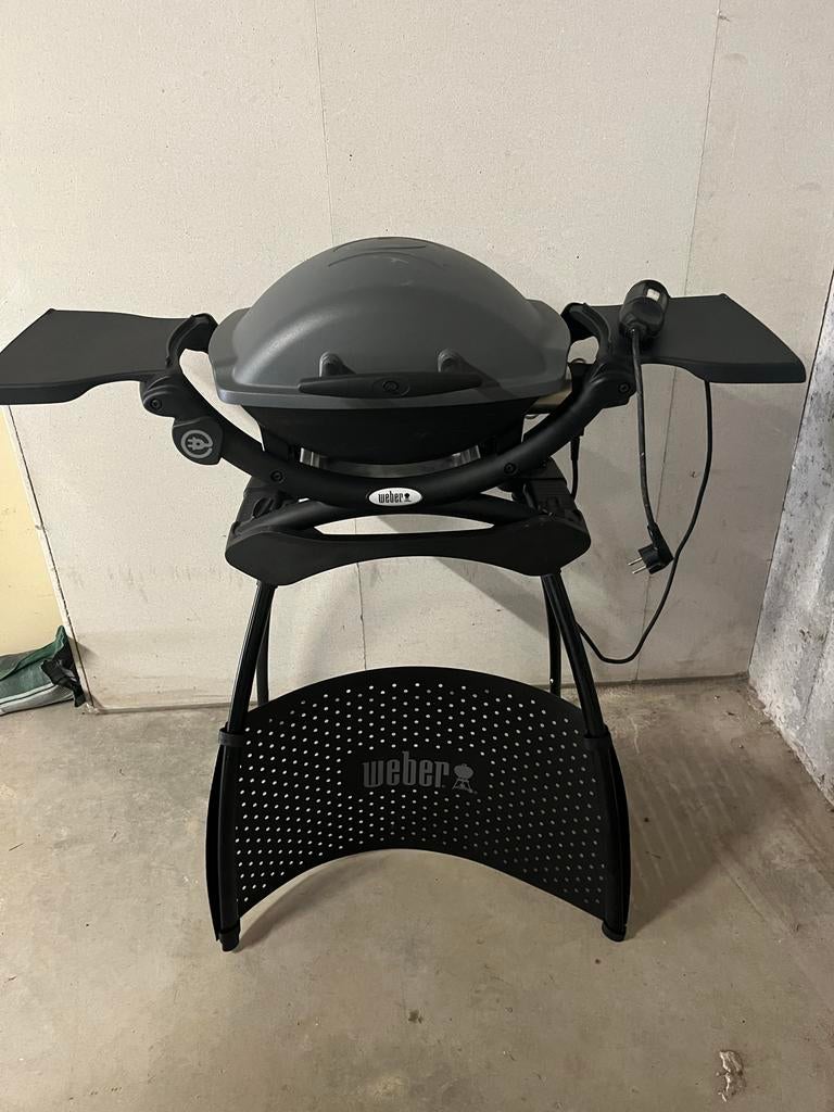 Weber Q1400 elektrische barbecue met onderstel, Tuin en Terras, Elektrische barbecues, Zo goed als nieuw, Ophalen