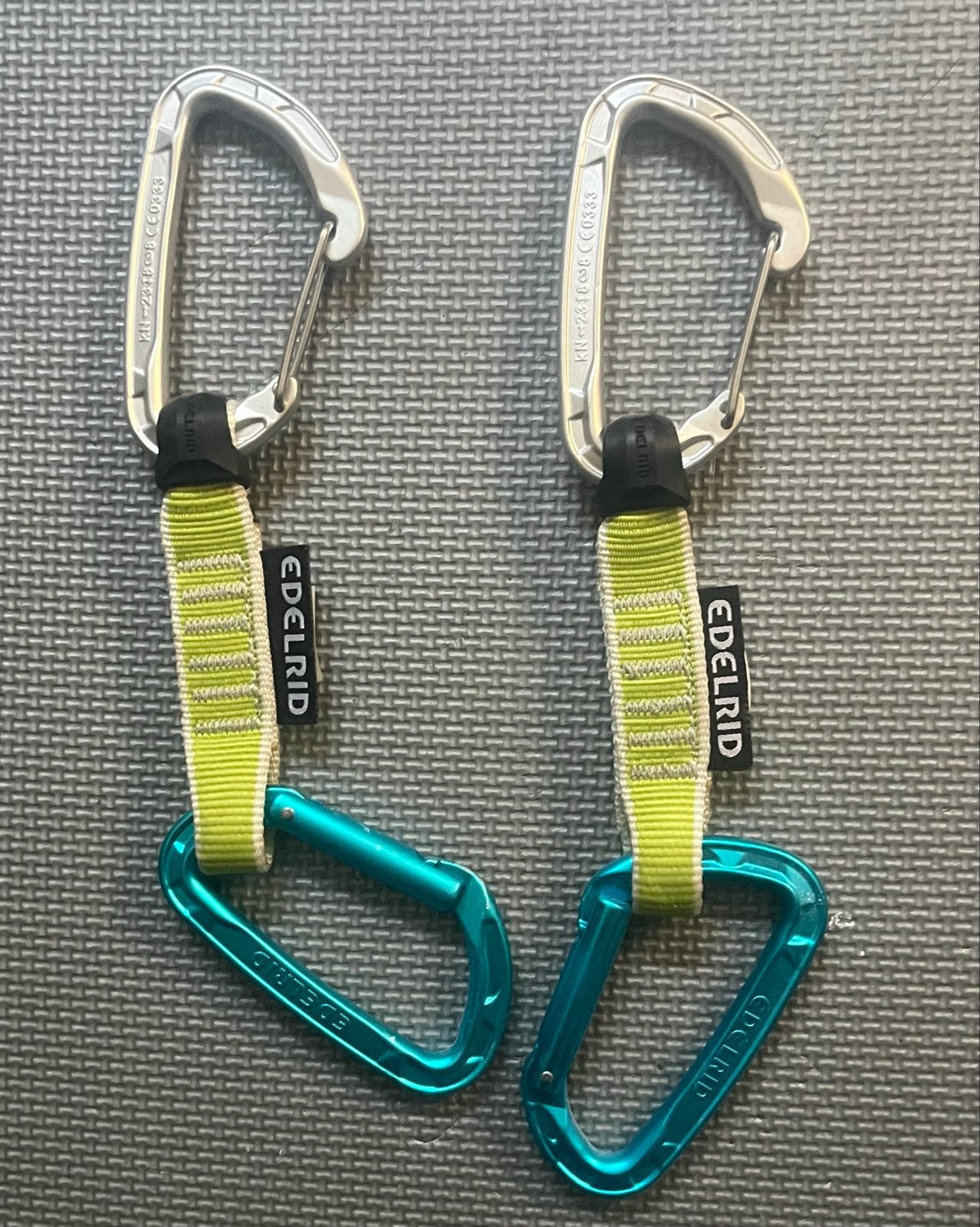 Twee Edelrid klimsetjes - Zo goed als nieuw, Ophalen, Zo goed als nieuw, Klimsport-accessoire