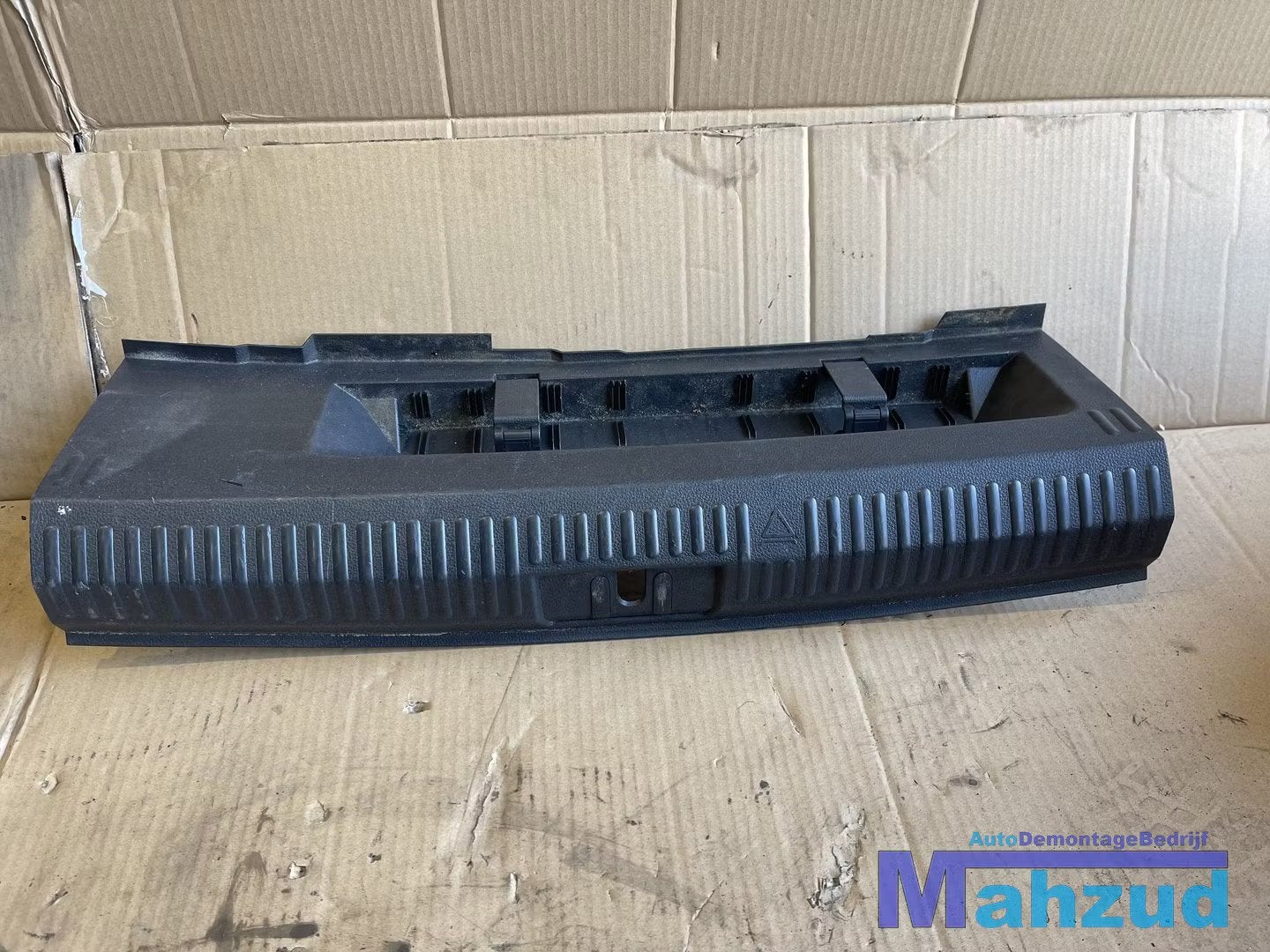 VW POLO 6R Bagageruimte afdekplaat kofferbak 6R6863485, Gebruikt, Volkswagen, Volkswagen AG, Berliner Ring 2
38440  Wolfsburg, DE