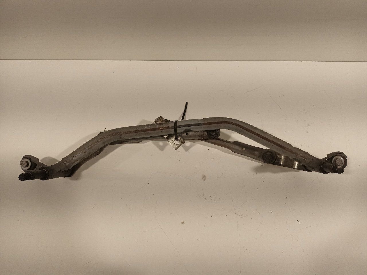 Ruitenwisser mechaniek voor Peugeot 207, Onderdelen@venauto.nl, Van der Ven Autorecycling B.V., Gebruikt, Ettenseweg 76, 4706 PB Roosendaal, The Netherlands