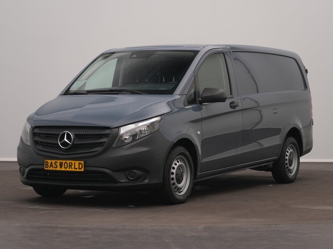 Mercedes Vito 110 Gesloten bestelwagen L2H1 Airconditioning, Auto's, Gebruikt, Euro 6, 4 cilinders, 1749 cc