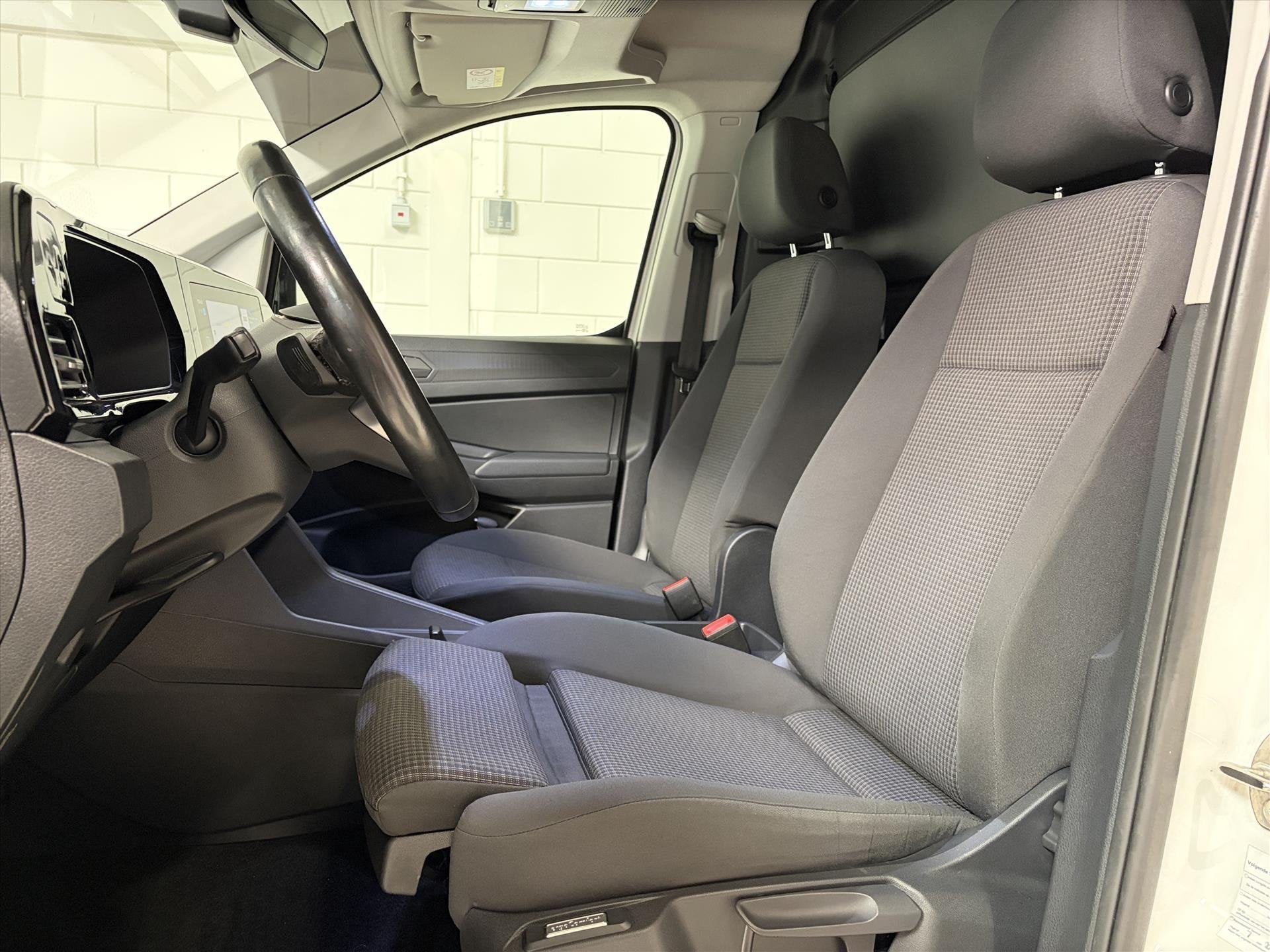 Volkswagen Caddy Cargo 2.0 TDI AUT7 1st Edition. ACC, Virtua, Auto's, Stof, Gebruikt, 4 cilinders, Volkswagen