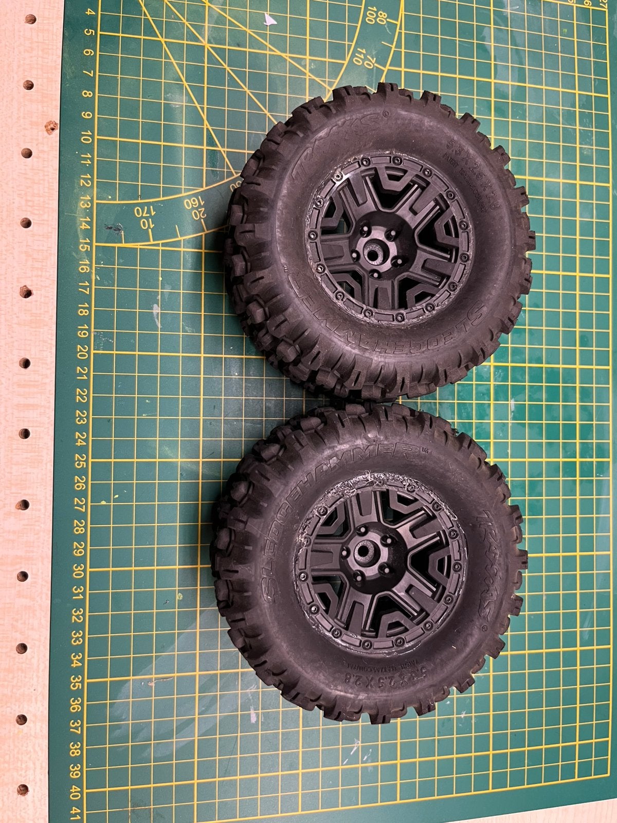 Traxxas Sledgehammer Banden, Gebruikt, Auto offroad, Ophalen of Verzenden, Schaal 1:10