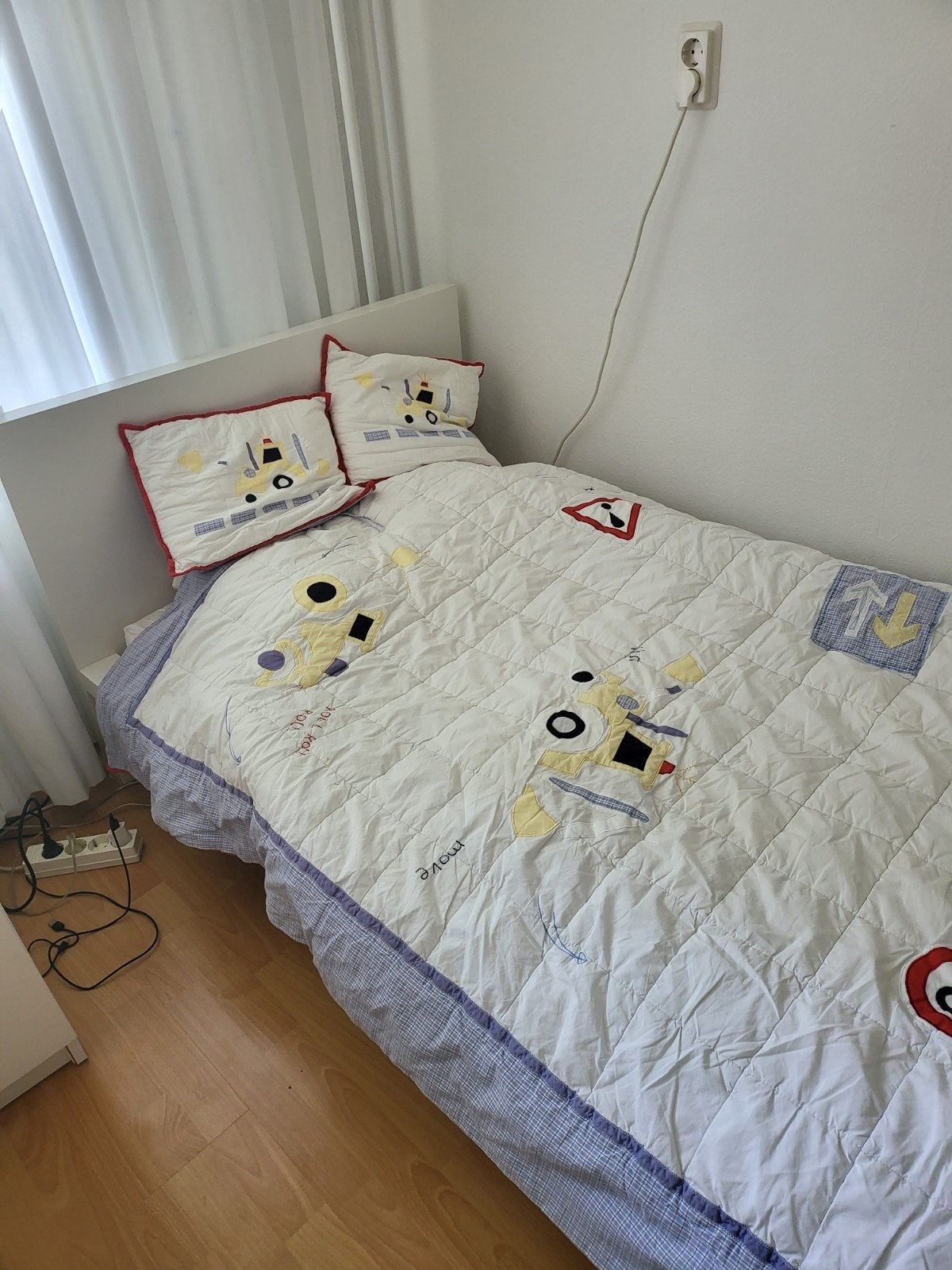 Een persoon bed sprei, Ophalen of Verzenden, Zo goed als nieuw, Eenpersoons
