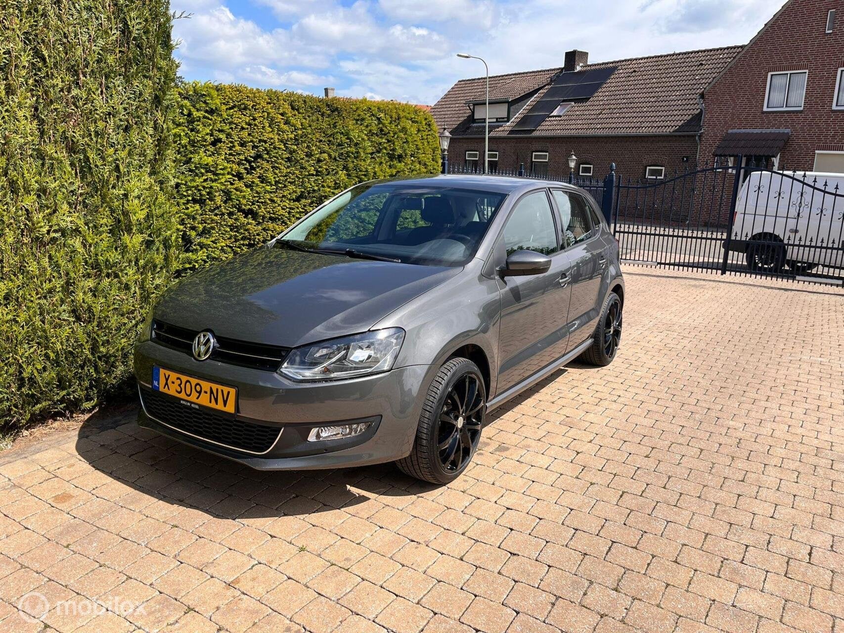 Volkswagen Polo 1.2 TSI Highline zeer nette polo, Voorwielaandrijving, Euro 5, Stof, 988 kg