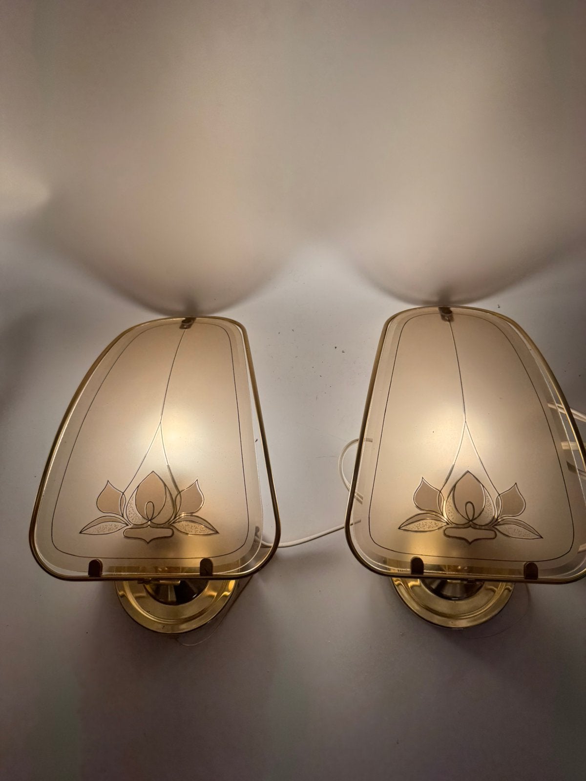 Prachtige Set Vintage Hollywood Regency Wandlampen – Lotus, Ophalen of Verzenden