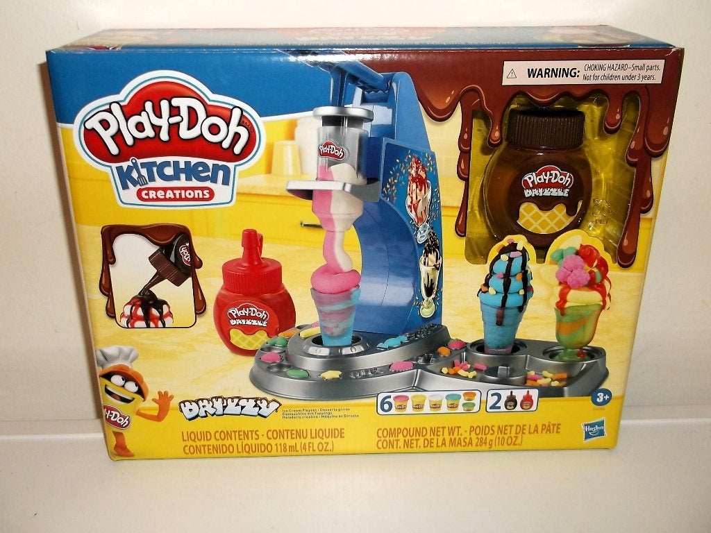 Nieuw Play Doh Kitchen Creations Ijsjes speelset, Ophalen of Verzenden, Nieuw, Knutselen