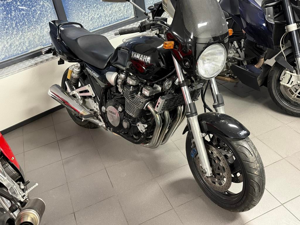 Yamaha XJR 1300 - Krachtige Naked Bike, 4 cilinders, Motorrijbewijs A, Meer dan 35 kW, ABS