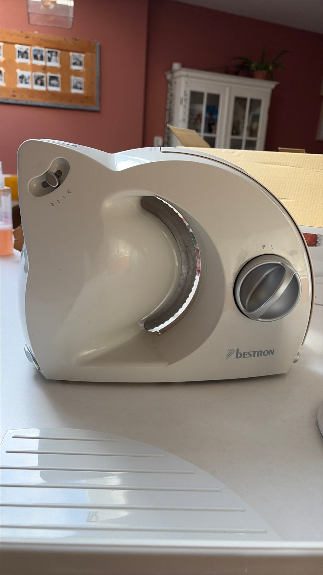 Bestron snijmachine, Ophalen, Zo goed als nieuw