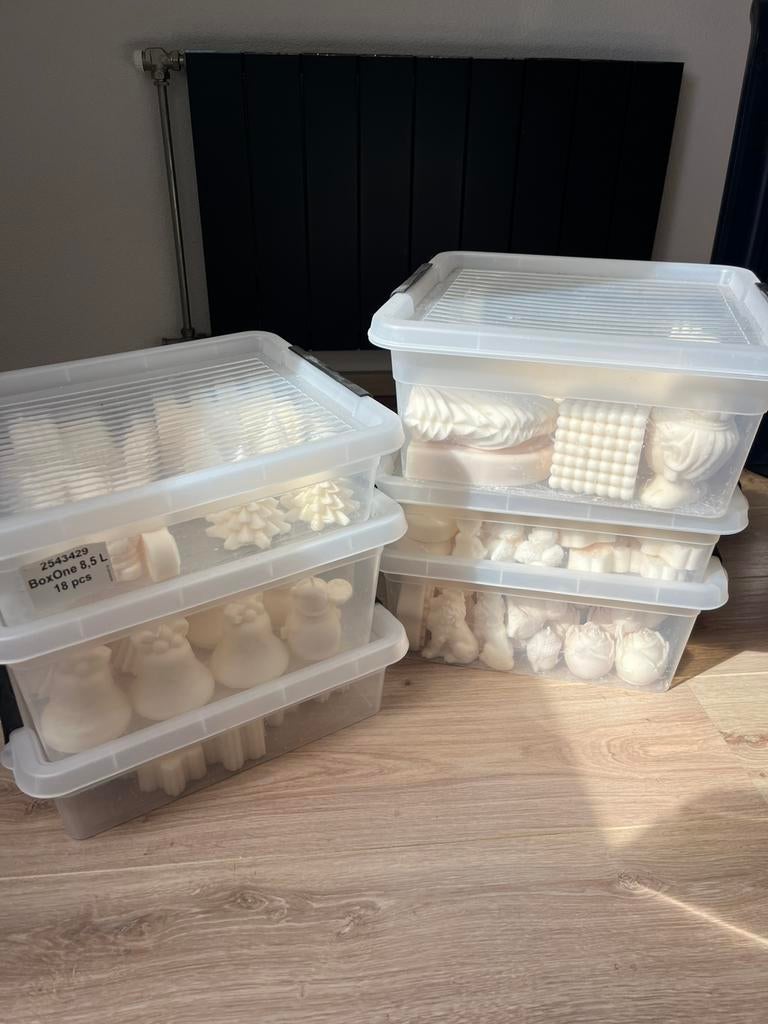 Opkoper gezocht! Zie bericht, Huis en Inrichting, Woonaccessoires | Kandelaars en Kaarsen, Nieuw, Kaars, Minder dan 25 cm, Overige materialen