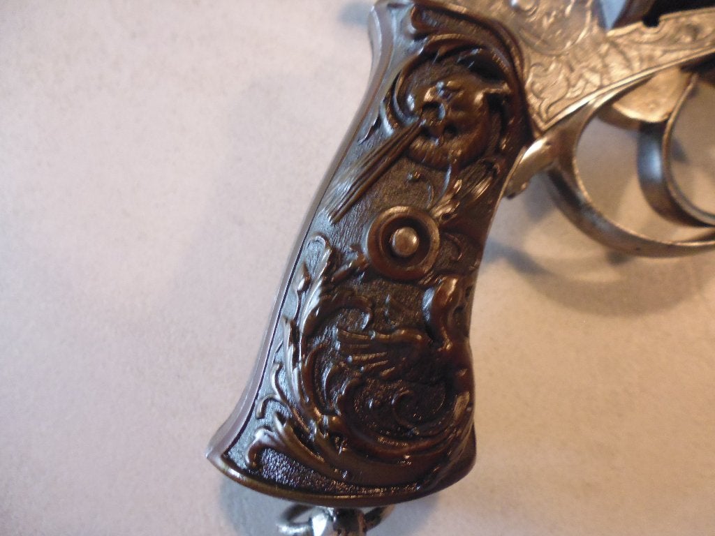 ANTIEKE ZWARTKRUIT REVOLVER, Ophalen of Verzenden, Landmacht, Nederland