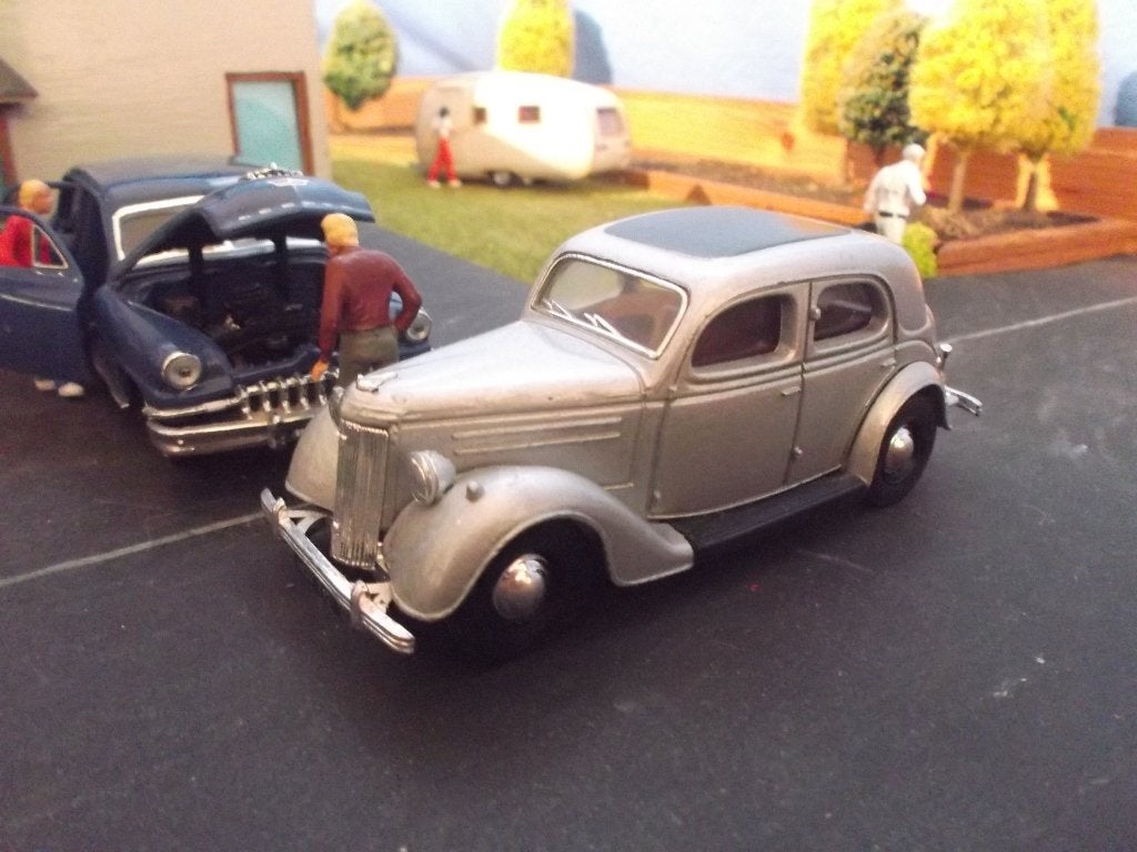 1/43 1949 Ford V8 Pilot - Matchbox Dinky Metallic-grijs, Ophalen of Verzenden, Gebruikt, Auto, Matchbox