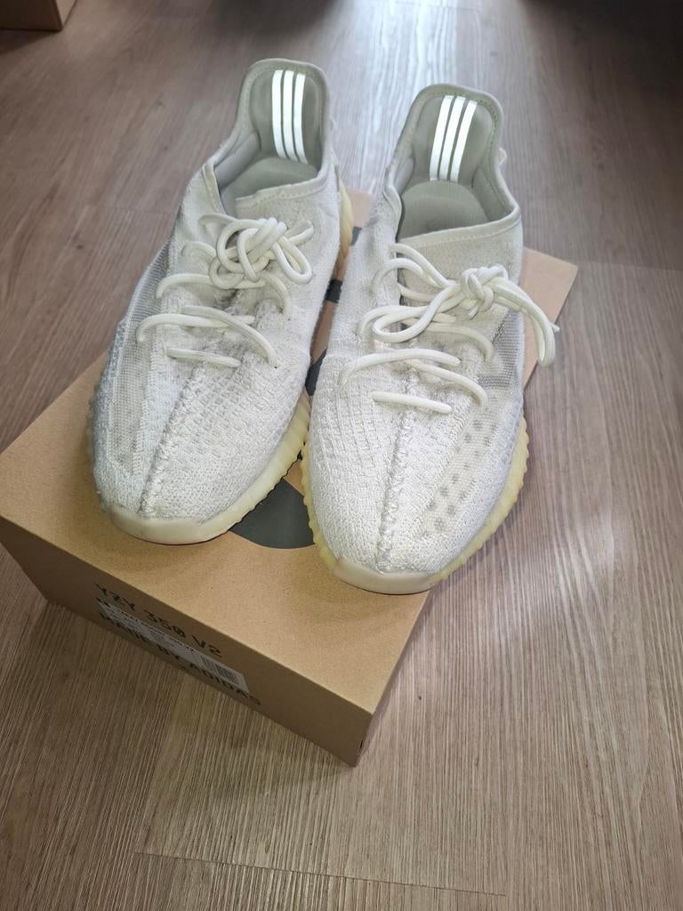Yeezy Boost 350 V2 Light - US 12, Ophalen of Verzenden