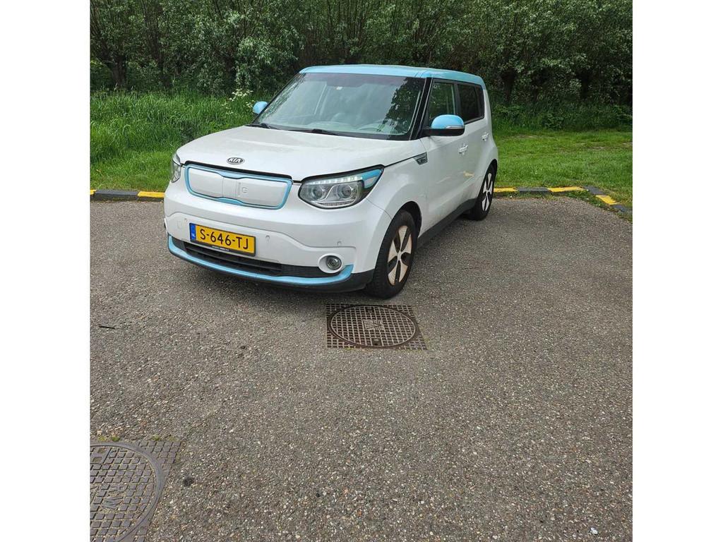 Kia Soul EV ExecutiveLine 27 kWh automaat, S-646-TJ FOTOS, Auto's, Kia, Gebruikt, Soul, Te koop, 63 €/maand