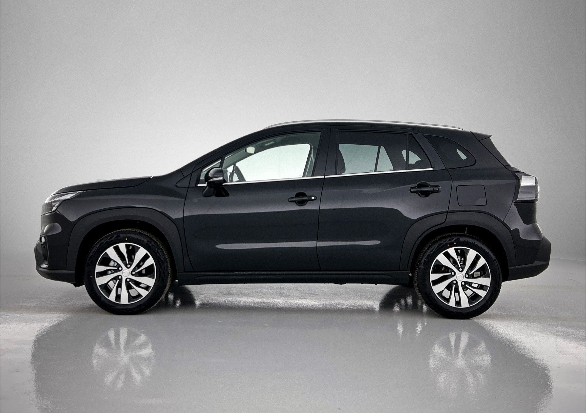 Suzuki S-Cross 1.5 Hybrid Style | Automaat | (bj 2026), 12 maanden, Zwart, 4 cilinders, 400 kg