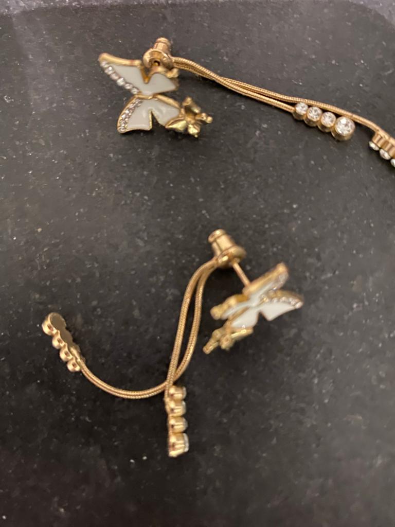 Gouden vlinder oorbellen met strass, Overige materialen, Hangers, Nieuw, Ophalen of Verzenden