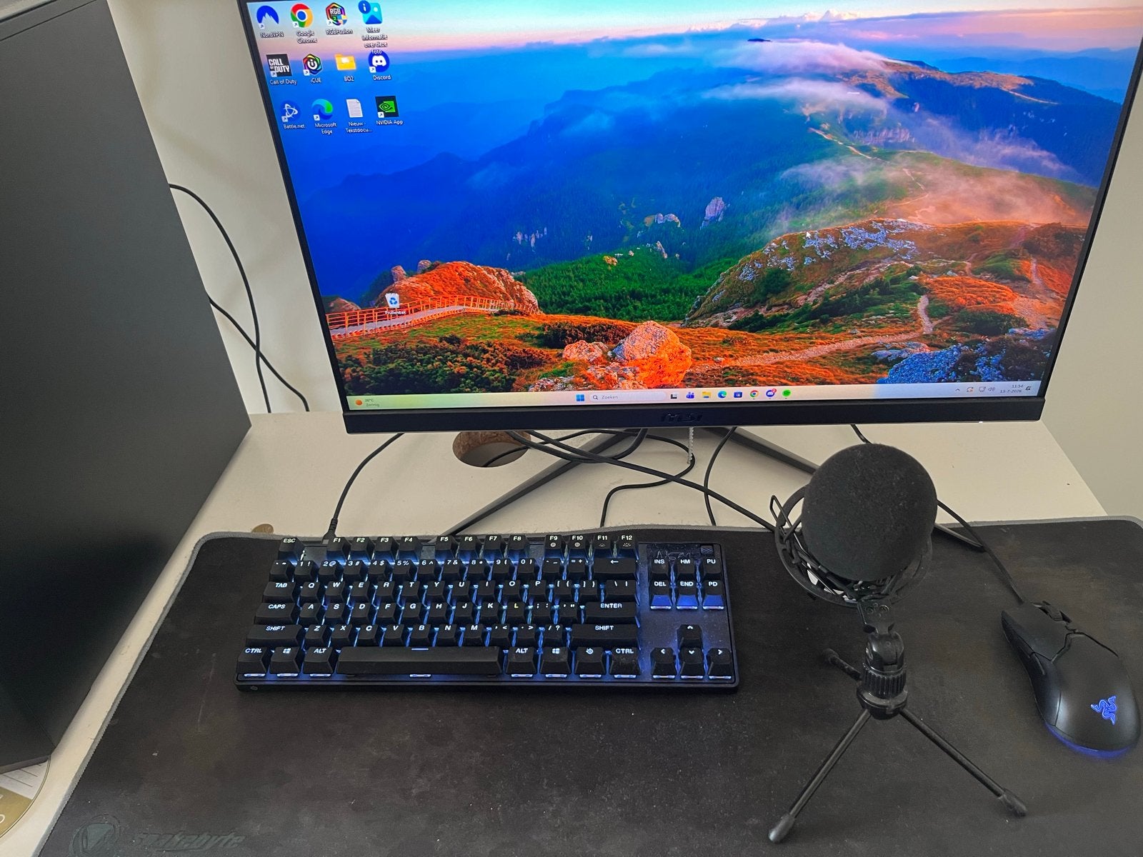 Complete Gaming PC Setup met Toetsenbord en Muis, Computers en Software, Desktop Pc's, Ophalen, Zo goed als nieuw, Gaming, SSD