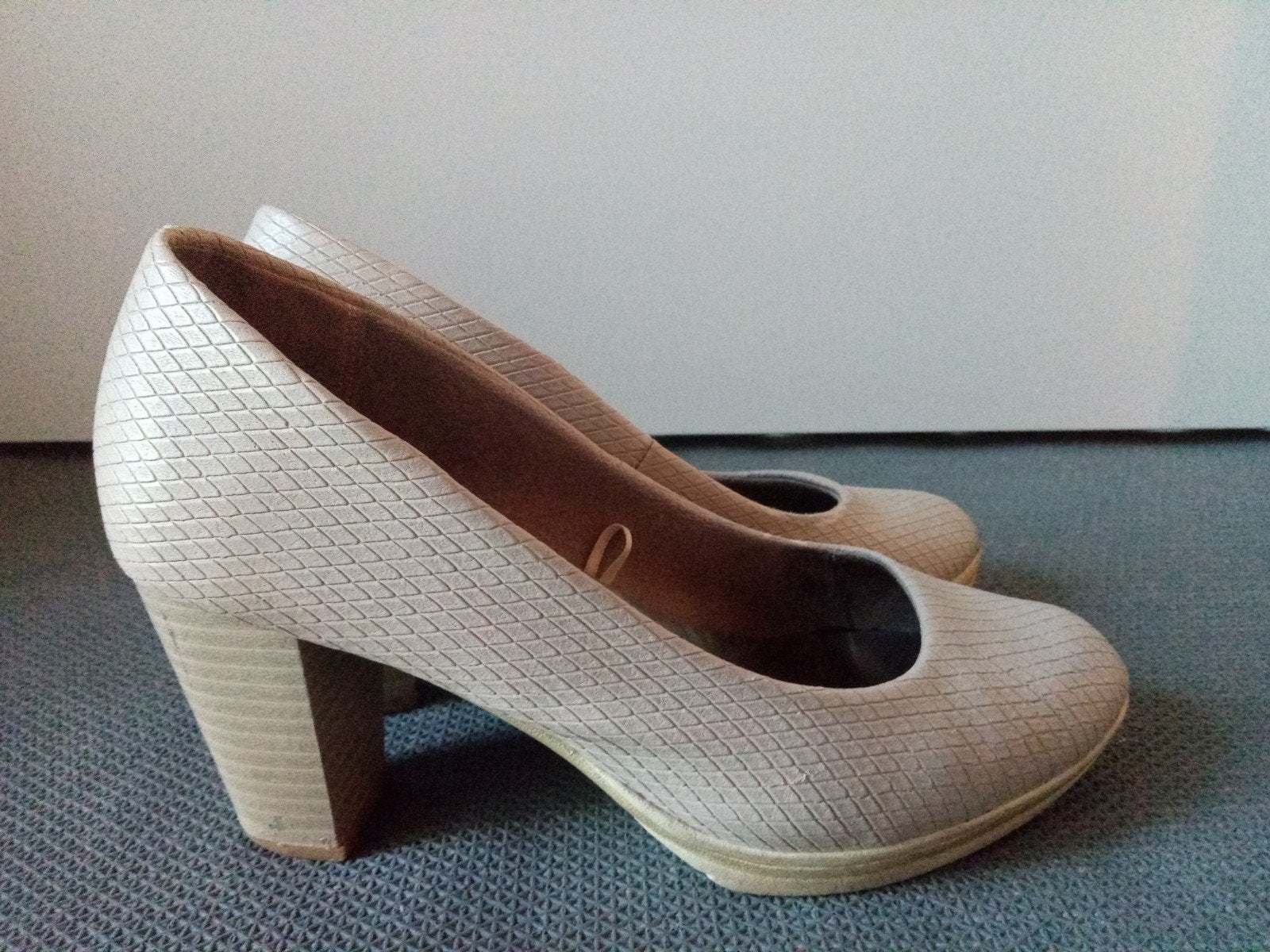 Jenny Fairy pumps maat 37 - comfortabel en stijlvol, Pumps, Verzenden, Beige, Jenny Fairy