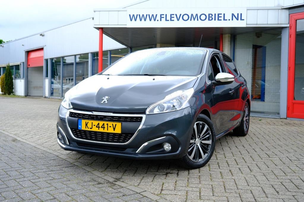 Peugeot 208 1.6 BlueHDi Allure Navi|1e Eig|Cam|CarPlay|Clima, Auto's, Voorwielaandrijving, Gebruikt, 4 cilinders, Origineel Nederlands