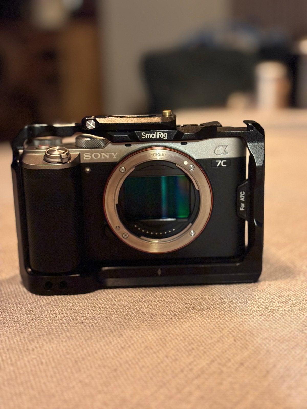 Foto 4 van Sony A7C camera met SmallRig Cage, originele doos en riem