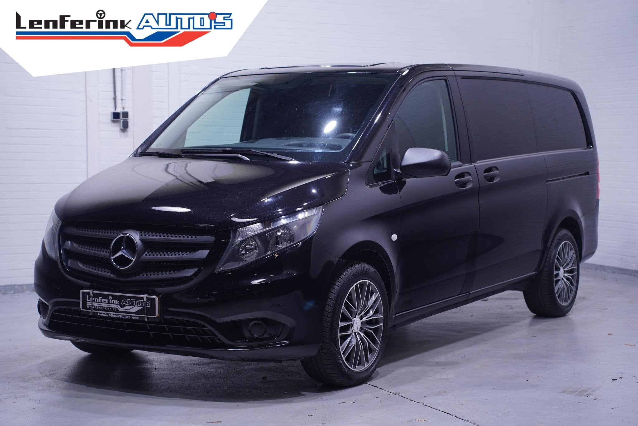 Mercedes-Benz Vito 114 CDI 136 pk Lang Airco ECC, APK 08-202, Auto's, Gebruikt, Zwart, 4 cilinders, Zwart